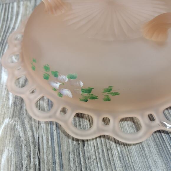 Vintage Lace Edge Bowl, Frosted Pink Floral Depression Glass Anchor Hocking - Picture 3 of 7
